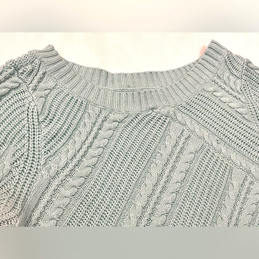 New York & Company Women’s Mint Green Cable Knit 3/4 Sleeve Sweater Medium - Picture 14 of 16